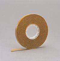 3M 14.13.60.31  Scotch Transfer tape 12mm x 17m 72/doos  EAN: 5010027794146   Op bestelling, geen terugname