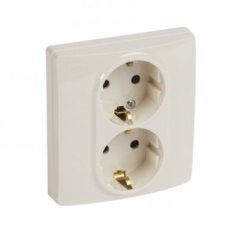 LEGRAND 664643  Nilo? ctdoos 2x2P+A compact schuko  EAN: 3245066646435   Op bestelling, geen terugname