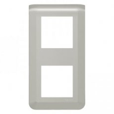 LEGRAND 079322L  Mosaic afdekpl. 2x2 mod alu 71  EAN: 3414971580206   Op bestelling, geen terugname