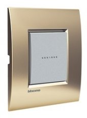 BTICINO LNC48020F  LL-Afdekpl. Air 2 mod goud mat  EAN: 8005543421833   Op bestelling, geen terugname