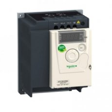 Schneider Automation ATV12PU15M3  ATV12 1,5kW 240V 3F IP20 bodemplaat  EAN: 3606480071232   Op bestelling, geen terugname