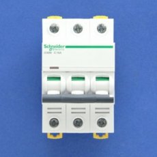 Schneider Distribution A9F79316  Automaat iC60N 3P 16A  C 6kA  EAN: 3606480093326