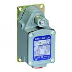 Schneider Automation 9007TUD4M12  LIMIT SWITCH 600VAC 12AMP T  EAN: 3606485328294   Op bestelling, geen terugname